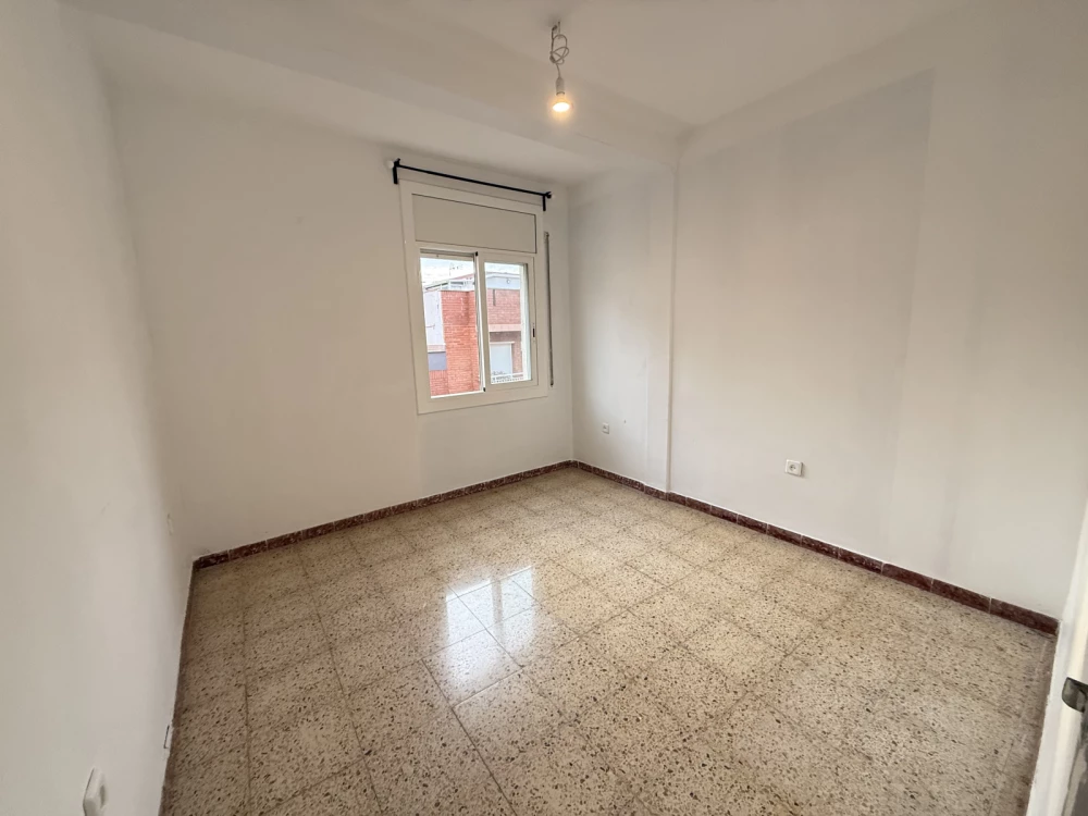 Piso en Sant feliu en L'Hospitalet de llobregat en Venta por 225.000 €