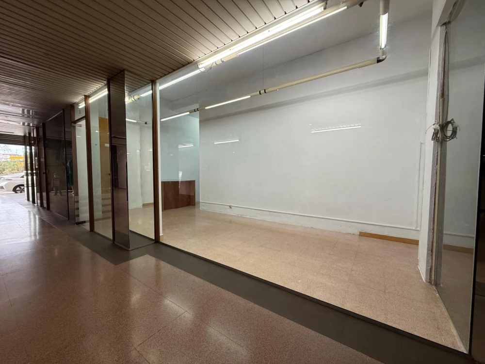 Almacen en Mataró en Venta por 20.500 €